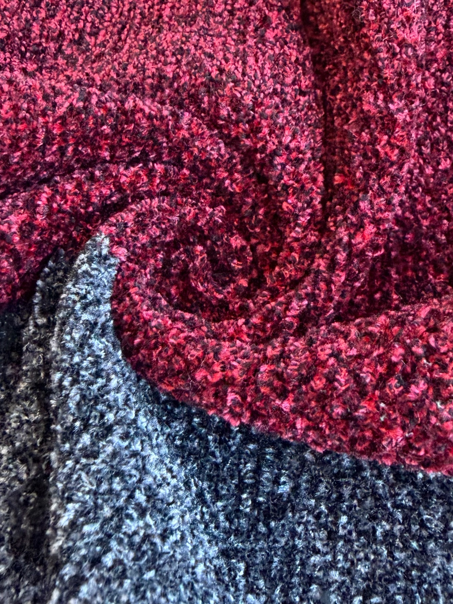 Luigi Boldrini SPUN TWEED Nm 6000 – Filato ciniglia in viscosa col. Piombo mélange foto 3